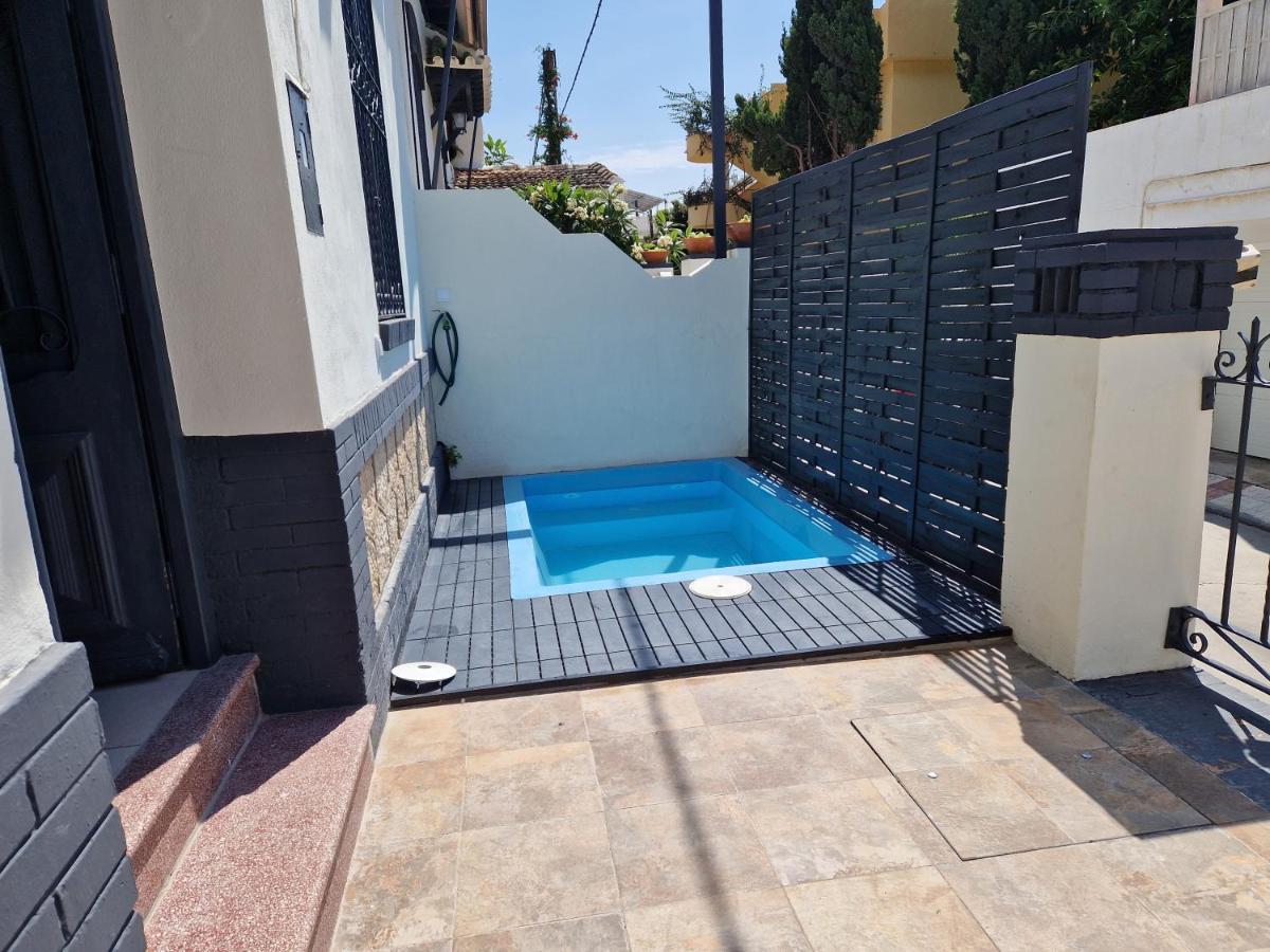 Del Parque Flats Balneario De Pina Málaga Exterior foto